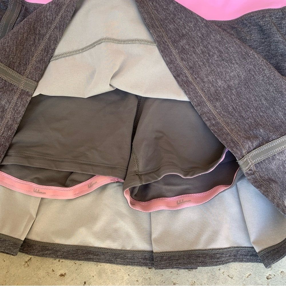 Lululemon Pace Rival Skirt/skort  size 6 Heather Grey and Pink four way stretch - Picture 8 of 14